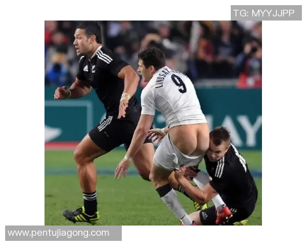 足球明星幽默自白大揭秘让你捧腹大笑的搞笑瞬间合集